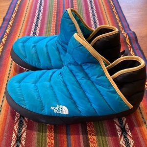 Womens The North Face ThermoBall Eco Traction Booties - 9